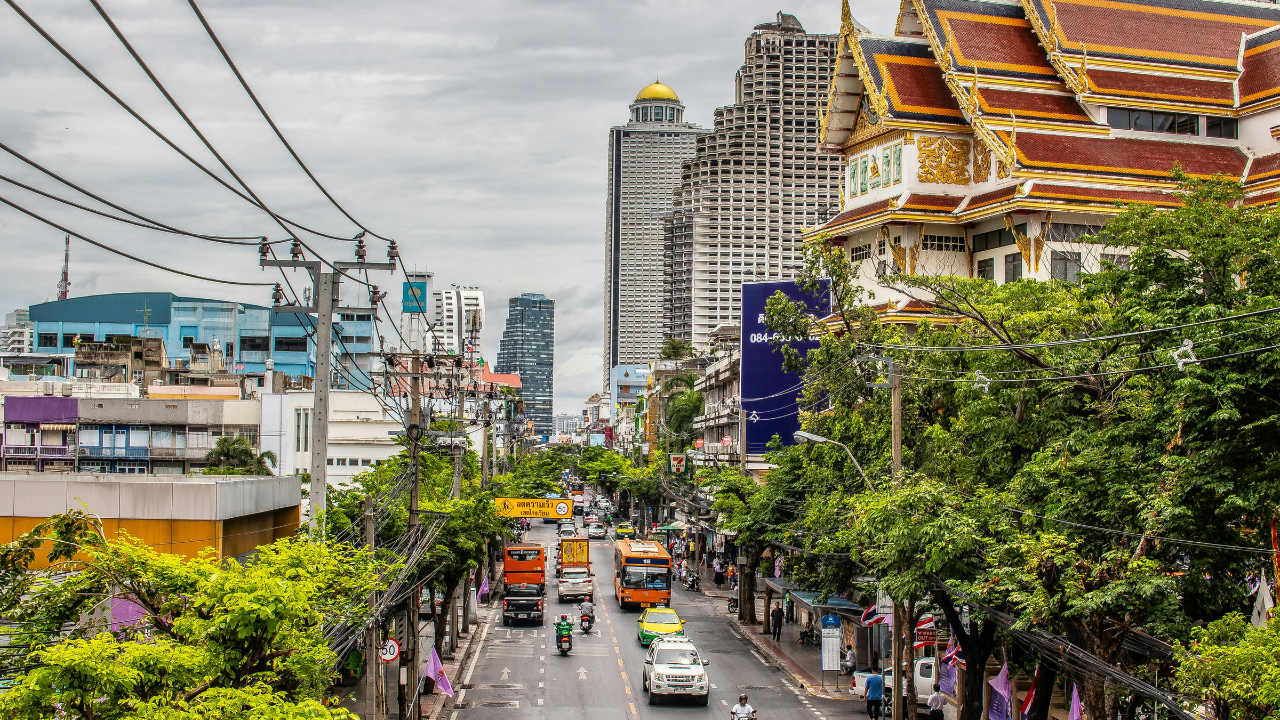 Thailand Visa Exemption 2026: Tourism Operators Want 30-Day Return