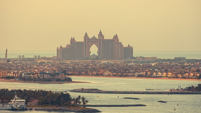 Dubai Visa Scam Warning 2026: UAE Cracks Down on Unauthorized Visa Services Promoted Online