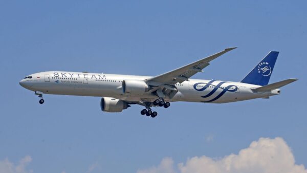 Middle East Flight Suspensions Extended: Full Airline List July 2026