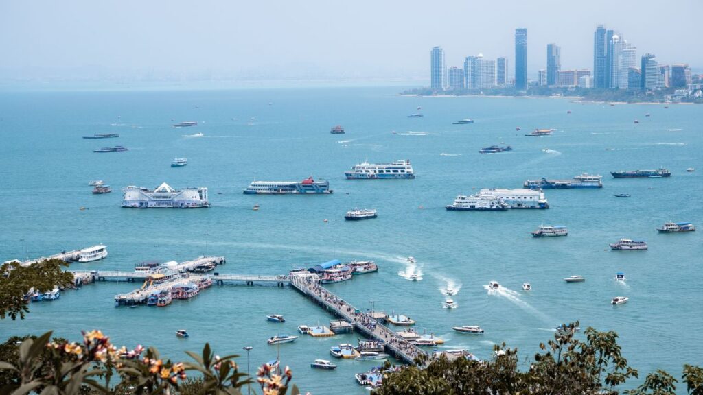Pattaya Tourism Reforms 2026: Operators Demand Action on Illegal Hotels and Tours