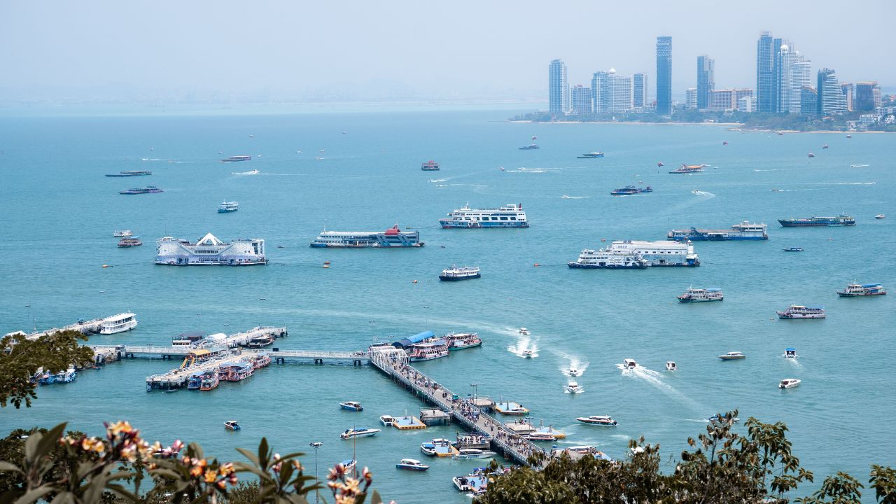 Pattaya Tourism Reforms 2026: Operators Demand Action on Illegal Hotels and Tours