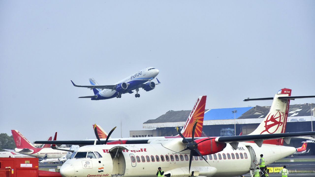 Air India Pilot Salary 2026: 9–17% Hike as IndiGo and Gulf Airlines Poach Crew