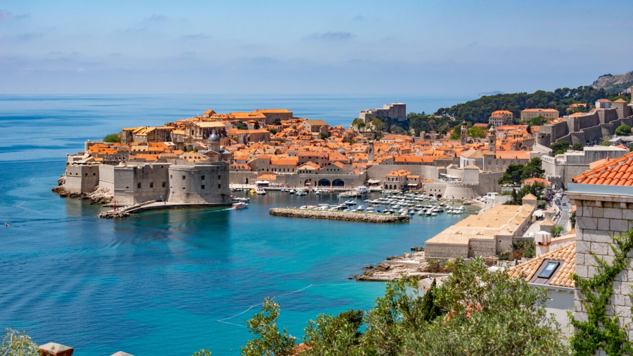 Croatia Alcohol Ban Tourists: Makarska First City to Act, More Cities Follow