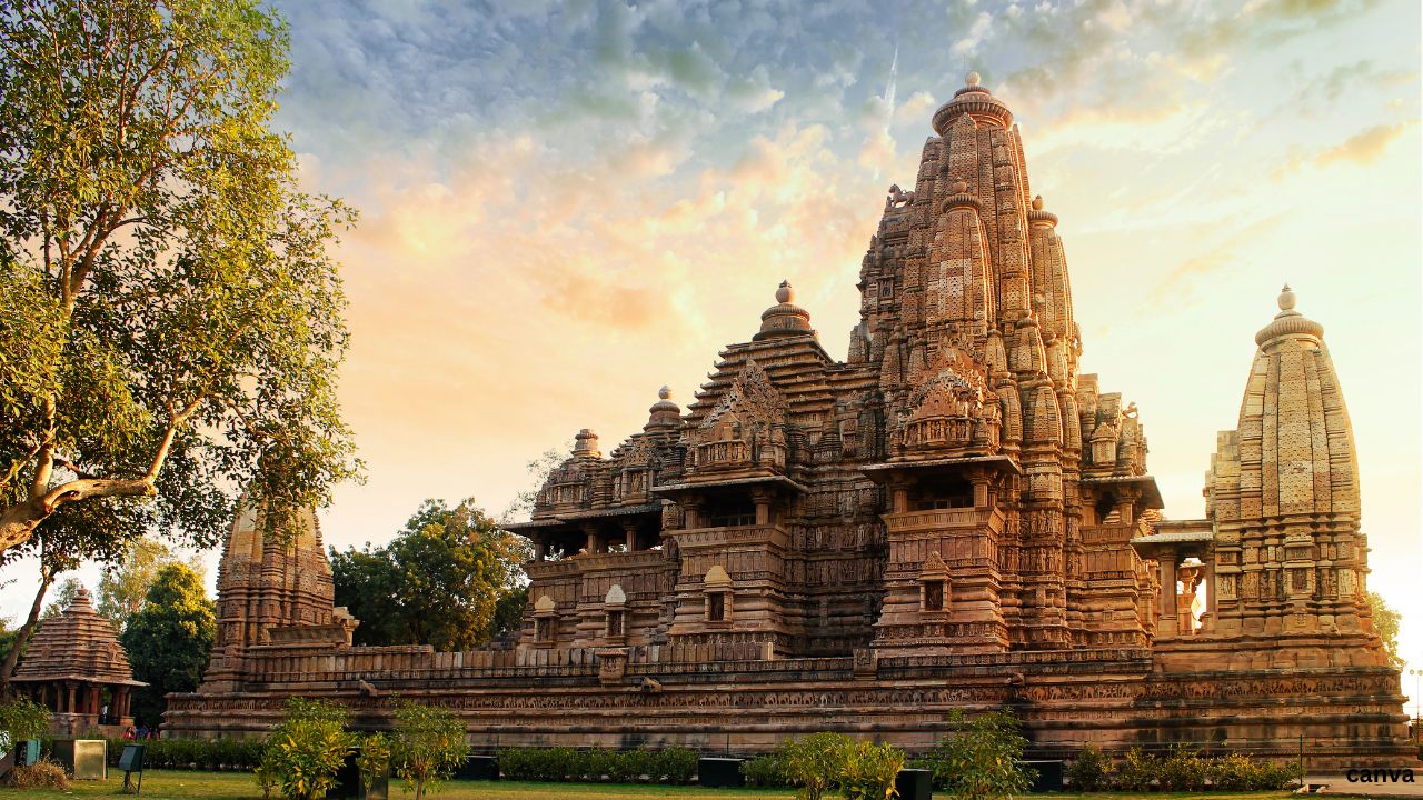 MakeMyTrip Guided Tours India 2026: 350+ Experiences from ₹500 on Independence Day