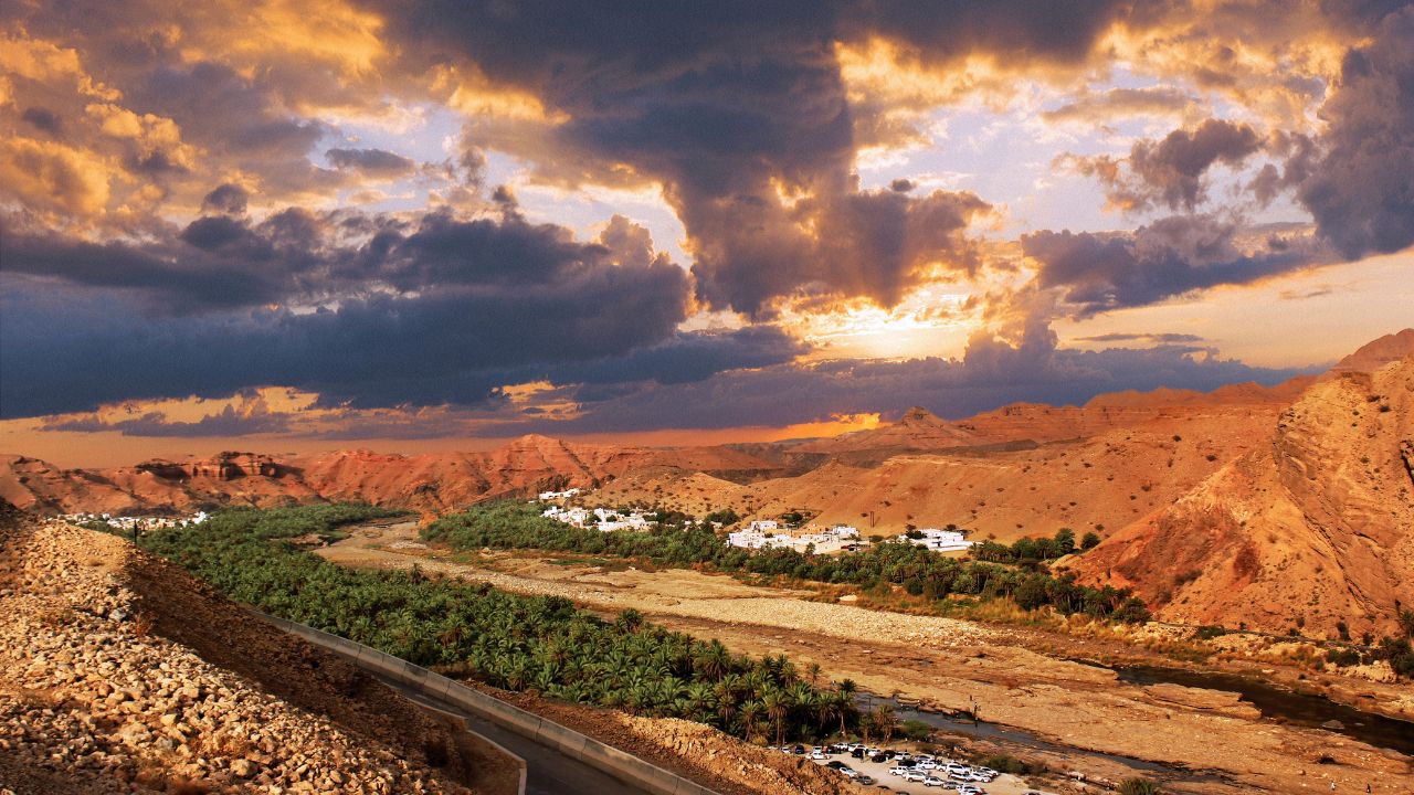 Oman Free Visa Indians: 14-Day Entry Now Free With Option to Stay Longer