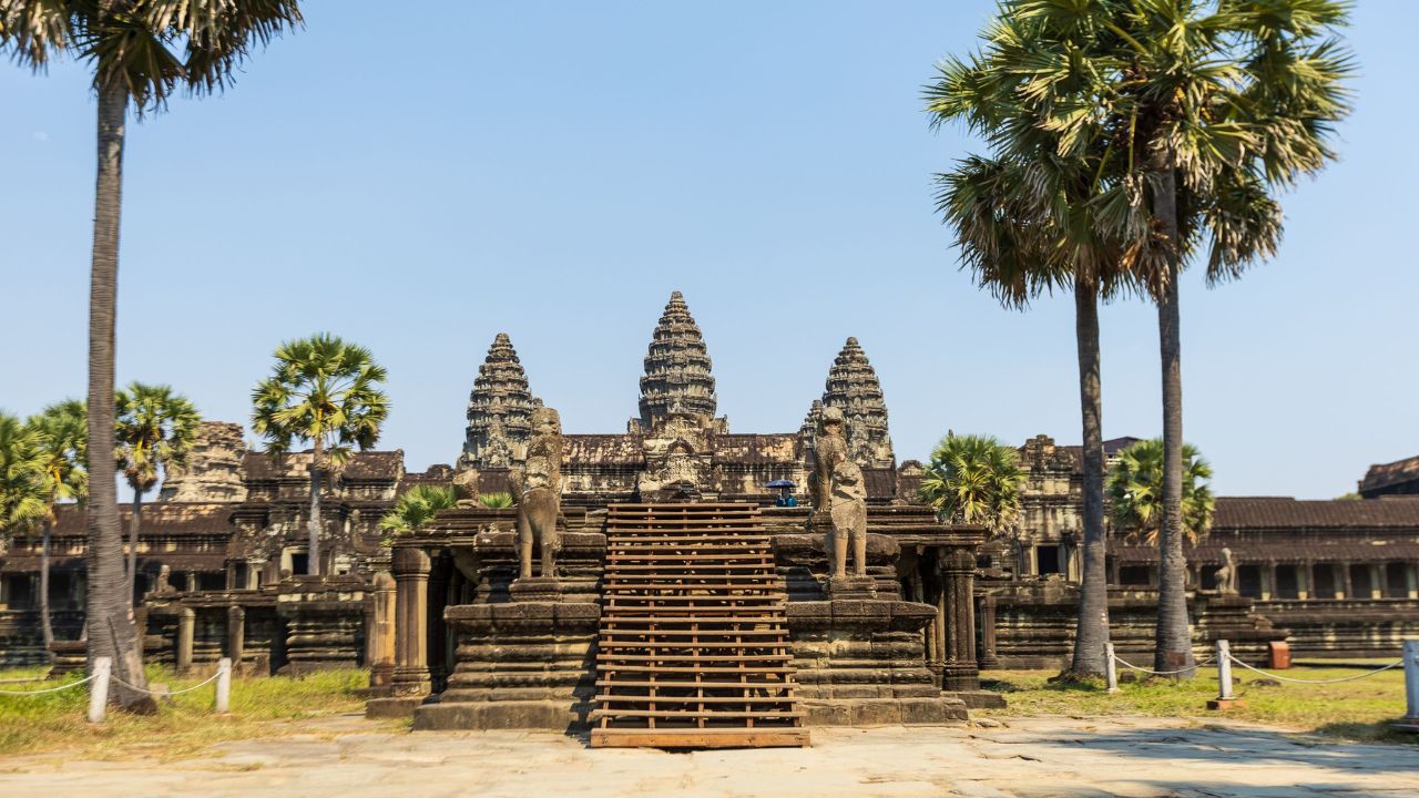 Cambodia Tourism Indians 2026: Angkor Wat Crowds Rising as China Visa-Free Trial Ends October 15