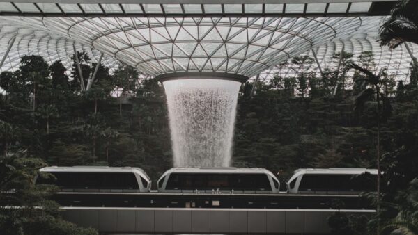 Southeast Asia Busiest Airports 2026: Changi No.1, Hanoi Fastest Growing