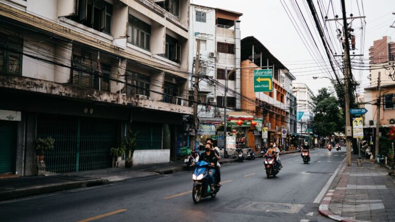 Thailand Visa Land Border 2026: Two Entries Per Calendar Year — September 15 Does NOT Reset Your Count