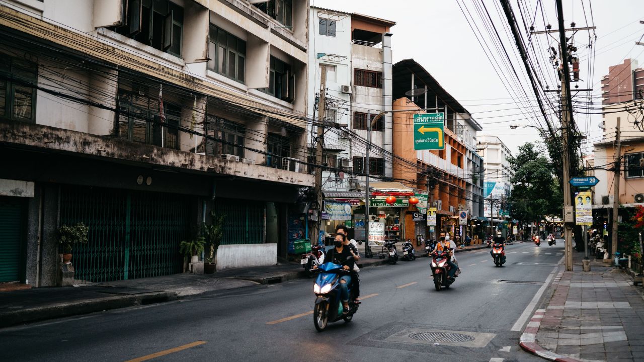 Thailand Visa Land Border 2026: Two Entries Per Calendar Year — September 15 Does NOT Reset Your Count