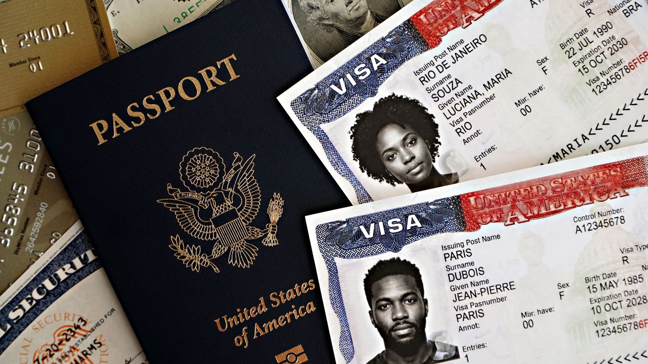 US Visa Wait Times Indians 2026: B1/B2 Up to 12 Months — All 5 Consulates Compared