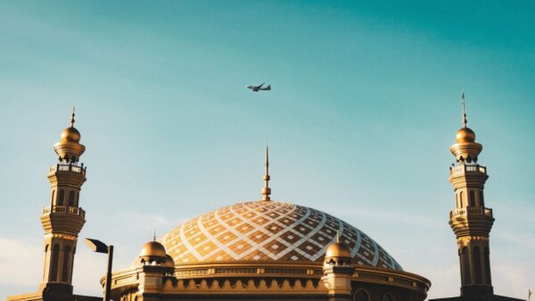 Middle East Travel Warning 2026: Saudi Arabia Alerts From 10 Countries