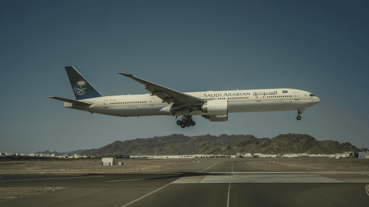 Saudi Arabia Flight Cancellations 2026: 11 Airlines, Suspension Dates and Refund Rules for Indians