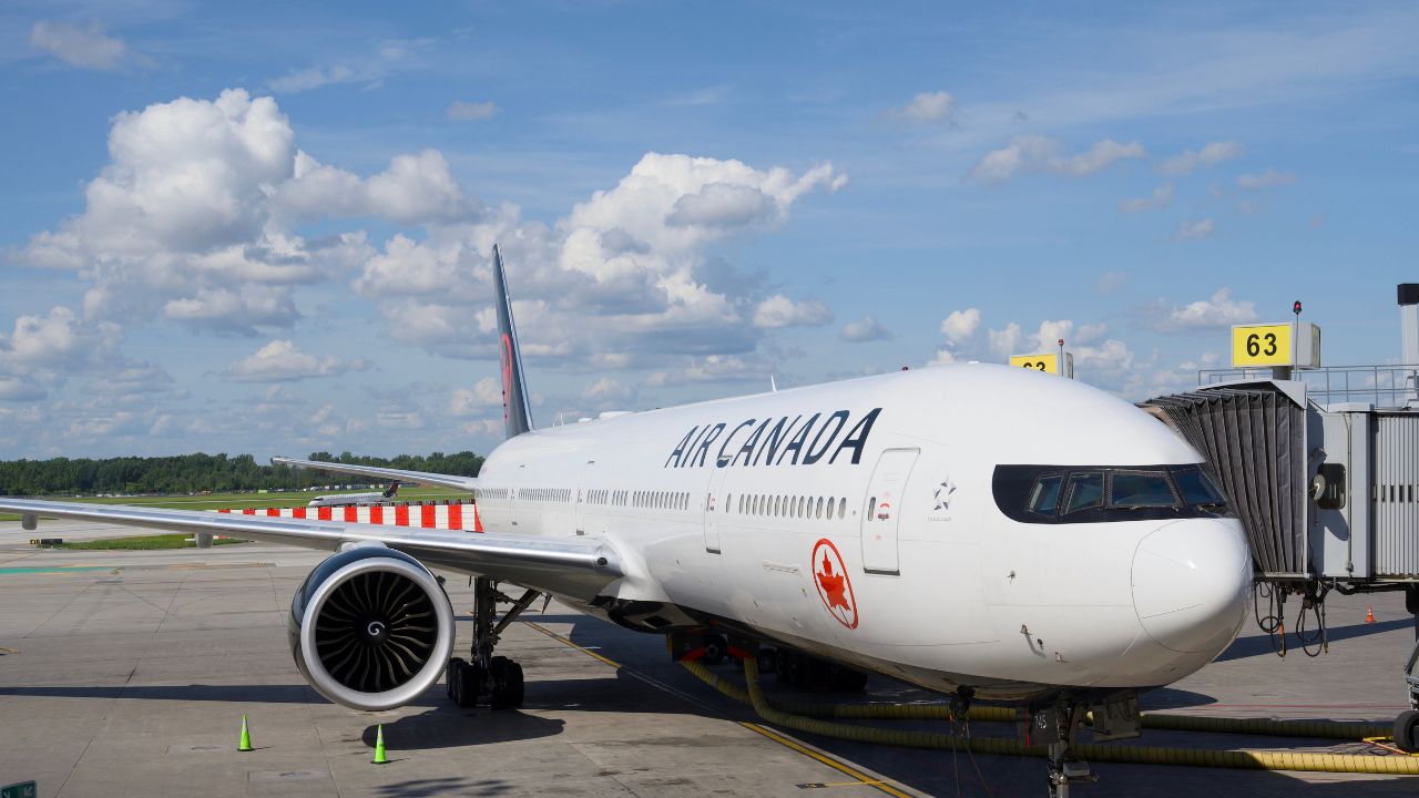 UAE Flights Disruption 2026: SpiceJet India Routes Delayed, Air Canada Suspends to March 2027